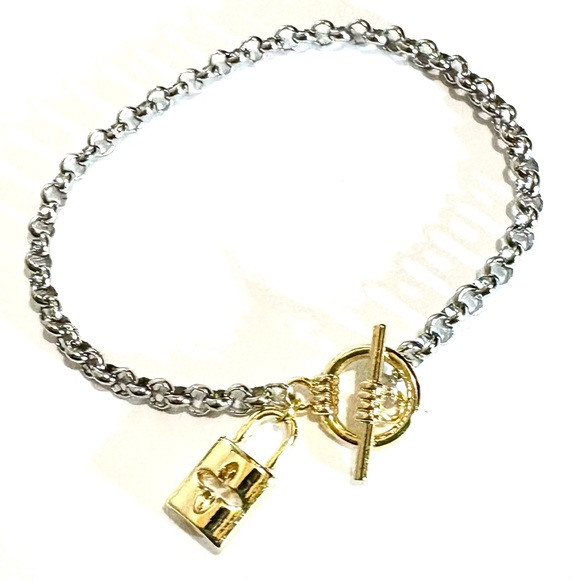 ✨NEW✨ Gold Lock Charm Silver Stainless Steel Bracelet - Picture 2 of 6